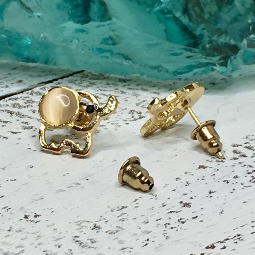 Lucky  Baby Elephant Earrings - Picture 6 of 9